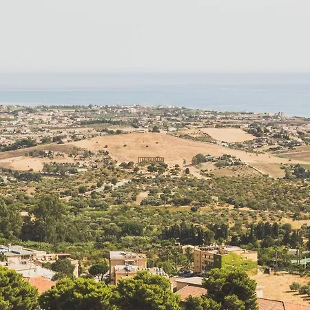 Hedoné Design Experience 4*