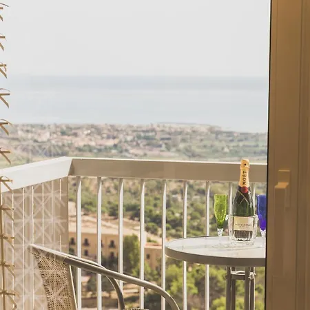 Bed & Breakfast Hedoné Design Experience 4*