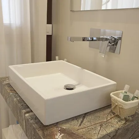 Hedone Design Experience B&B 4*