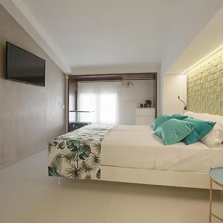 Hedoné Design Experience Couette-café 3*