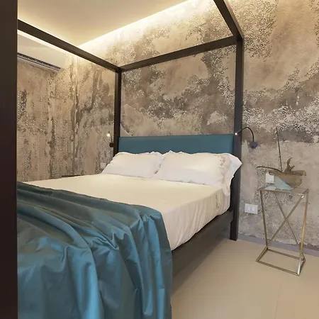 Hedoné Design Experience Bed & Breakfast 4*