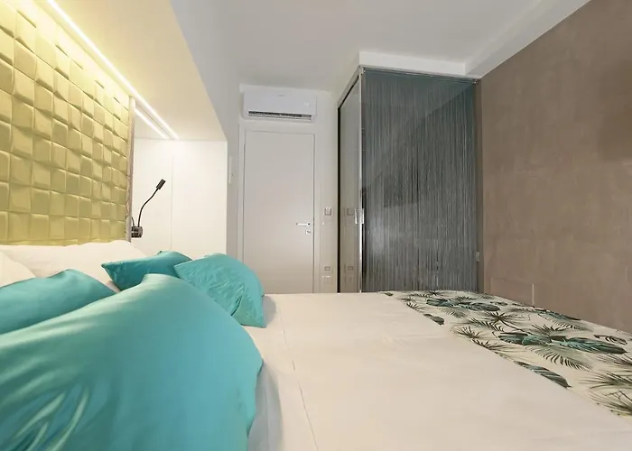 Hedone Design Experience B&B